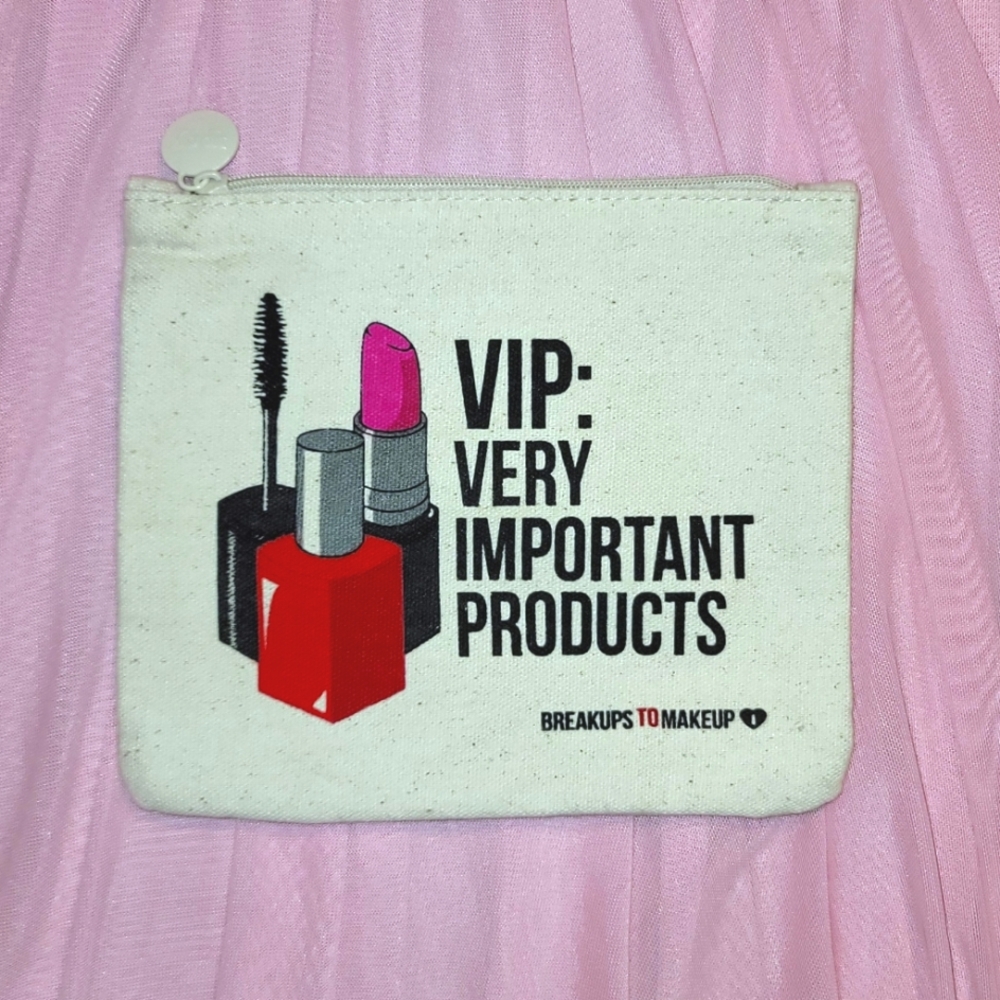 NEW Ipsy makeup bag; Breakups to Makeup collab; natural canvas; hot pink lining